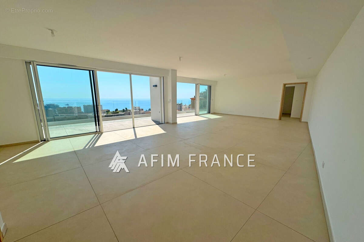 Appartement à BEAUSOLEIL