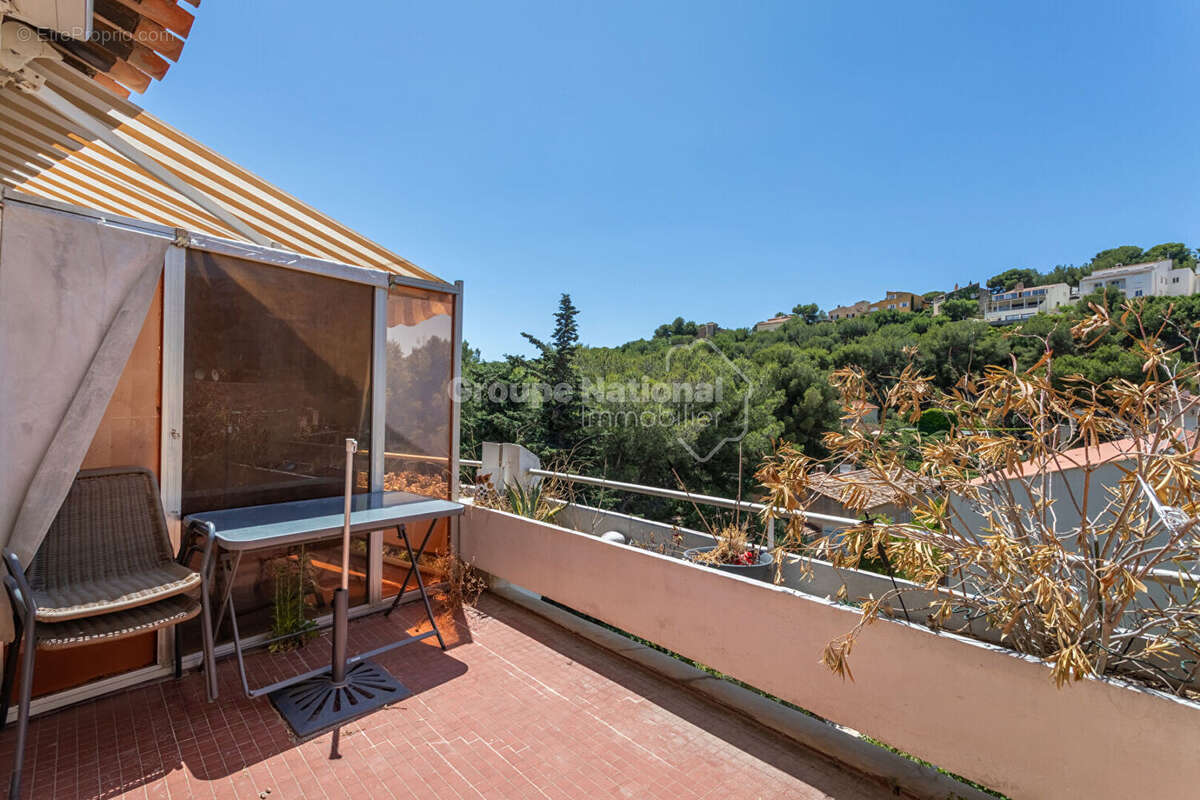 Appartement à CARRY-LE-ROUET