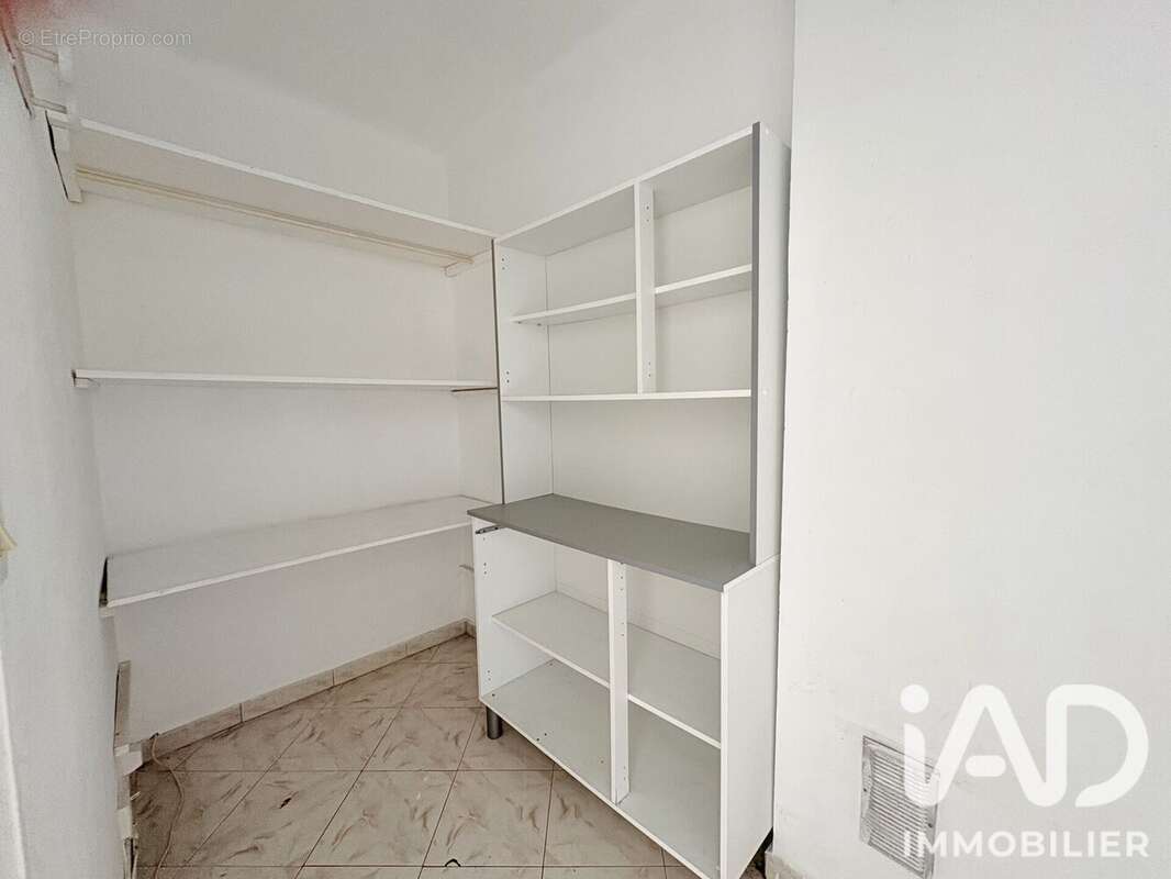 Appartement 60 m² à Martigues  - photo 8