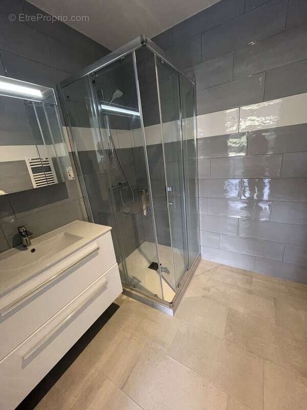 Photo 8 - Maison à ENTREVERNES