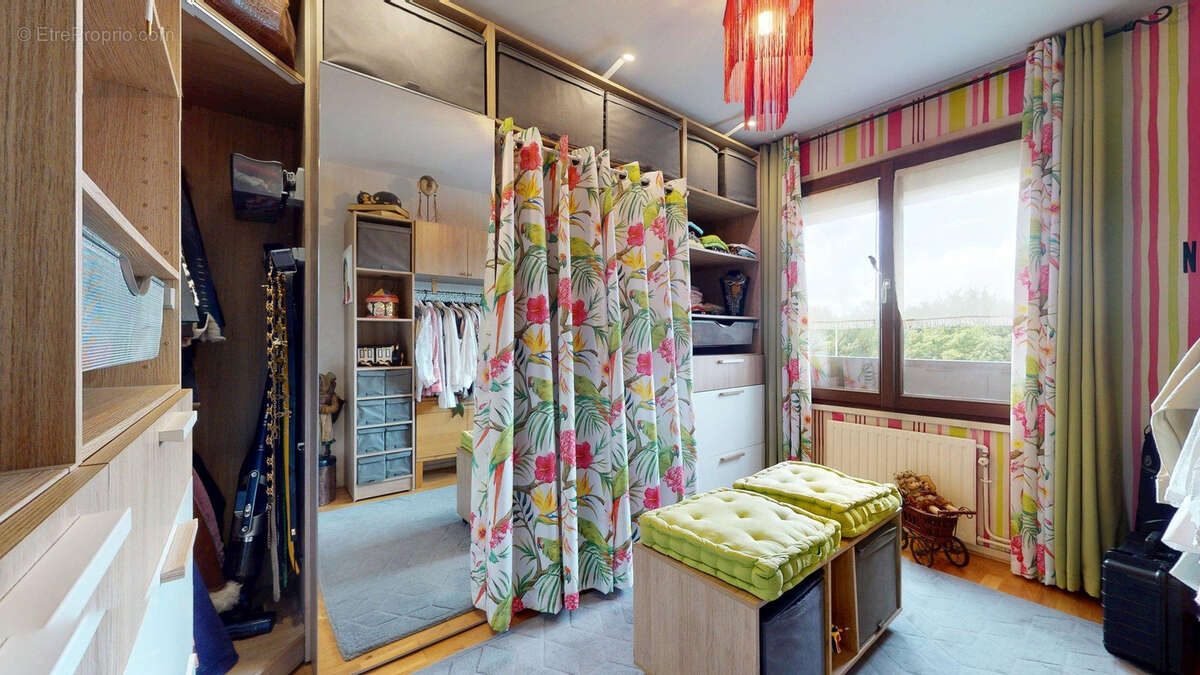 Appartement à BONDY