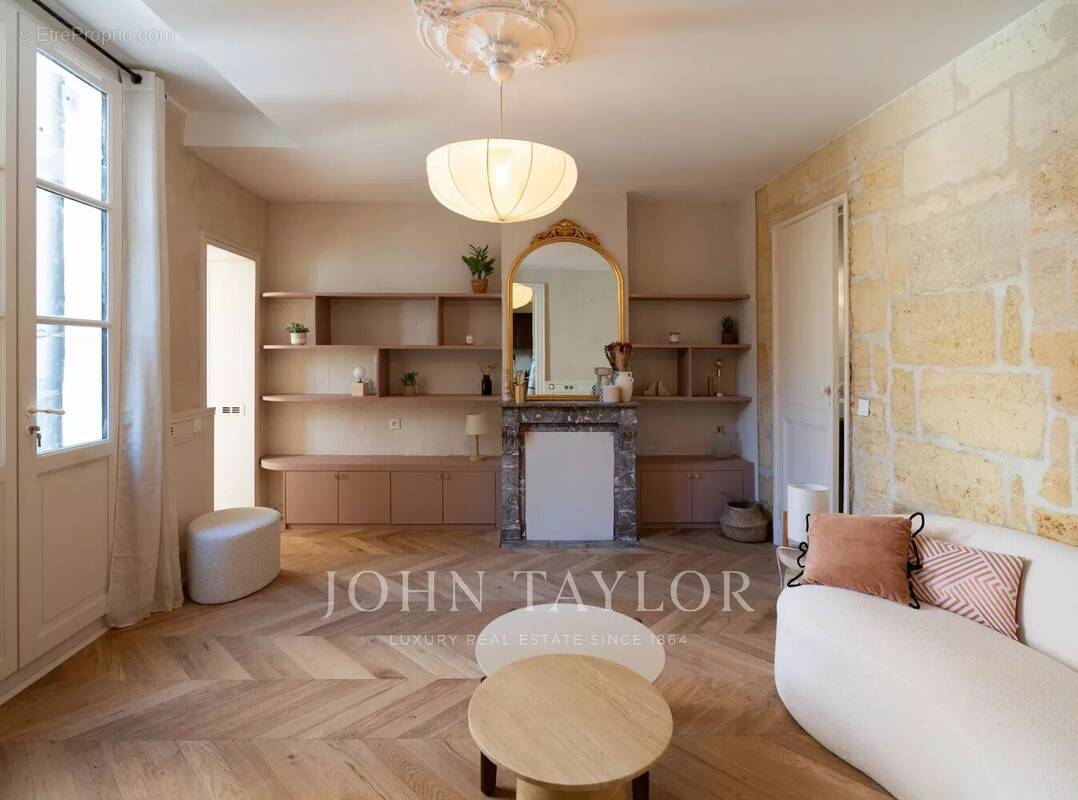 Appartement à BORDEAUX