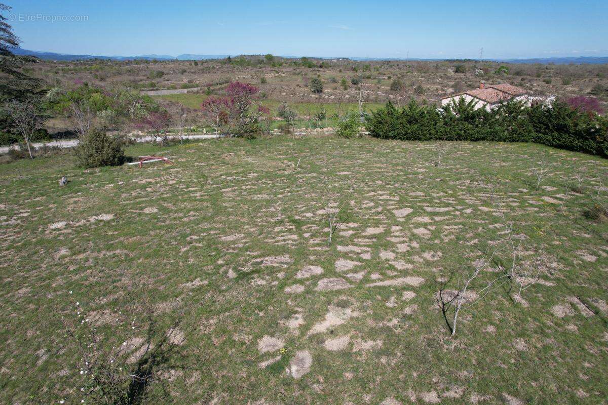 Terrain à LABLACHERE
