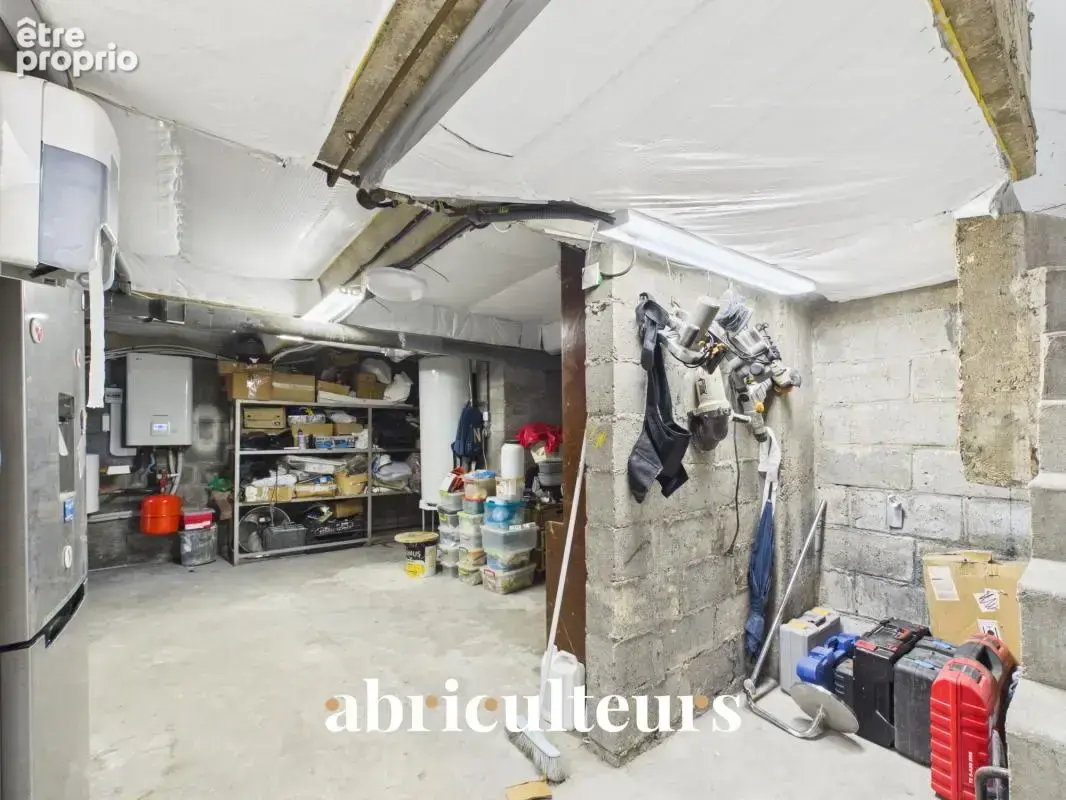 Maison familiale de plain pied - 5 chambres - 134 m²  - avec jardin, terrasse et 3 stationnements — Bezons - photo 20