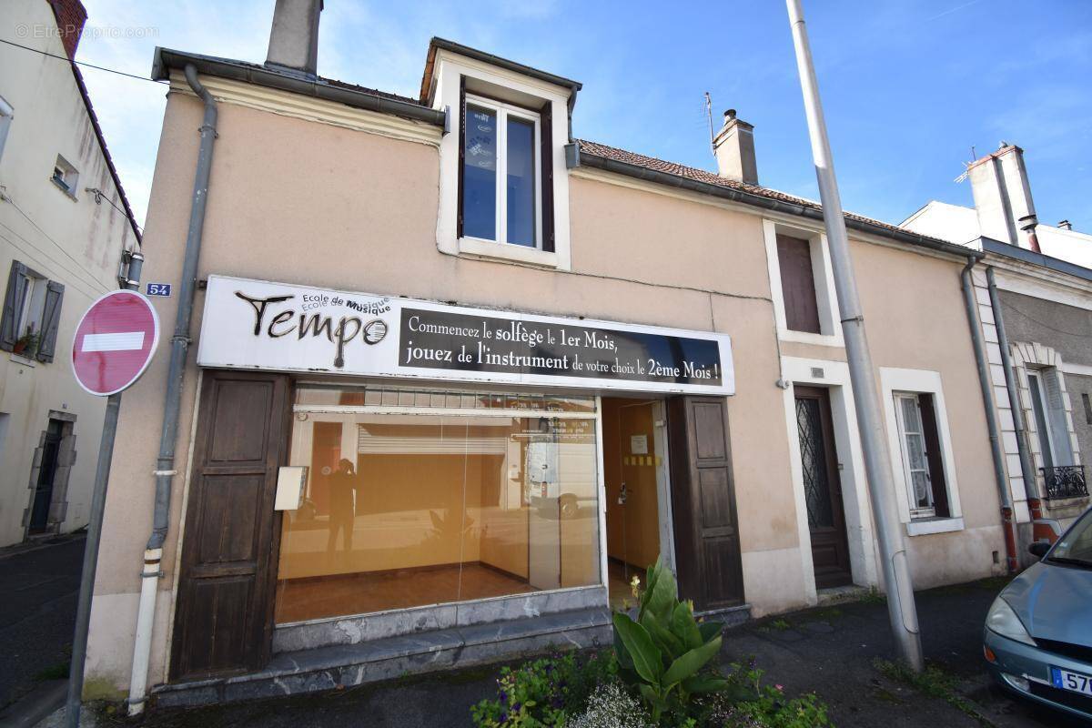 Maison à COSNE-COURS-SUR-LOIRE