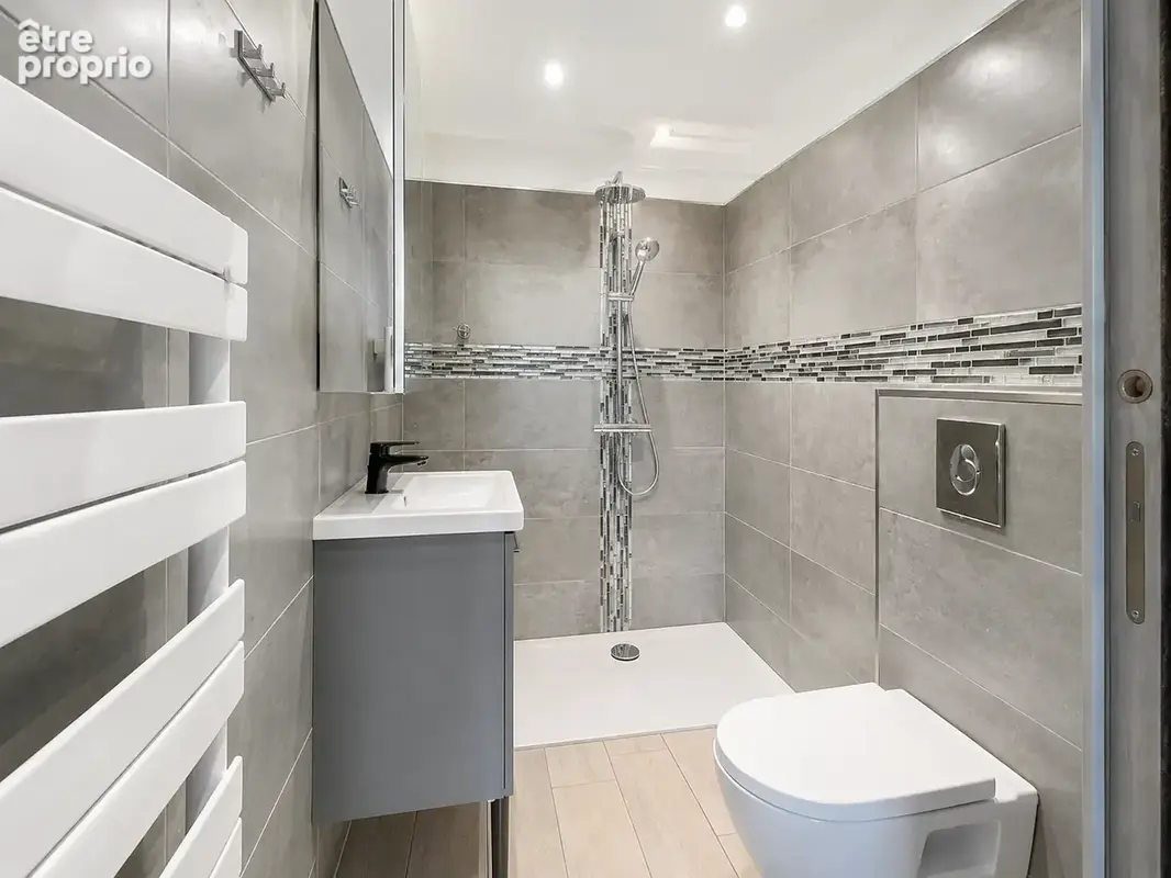 Villa-club t3 en duplex- 40 m2 environ- parking privatif et piscine -  au coeur du beausset (var) - photo 8