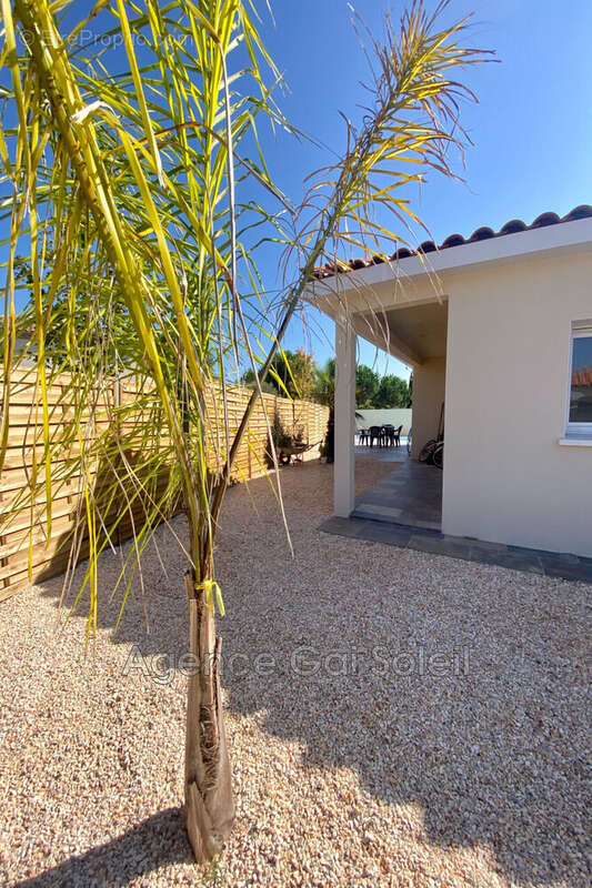 Maison à NISSAN-LEZ-ENSERUNE