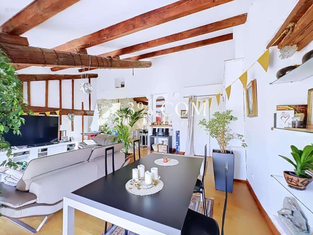 NARBONNE - COURS MIRABEAU Appartement de caractère de 136 m2 - photo 9