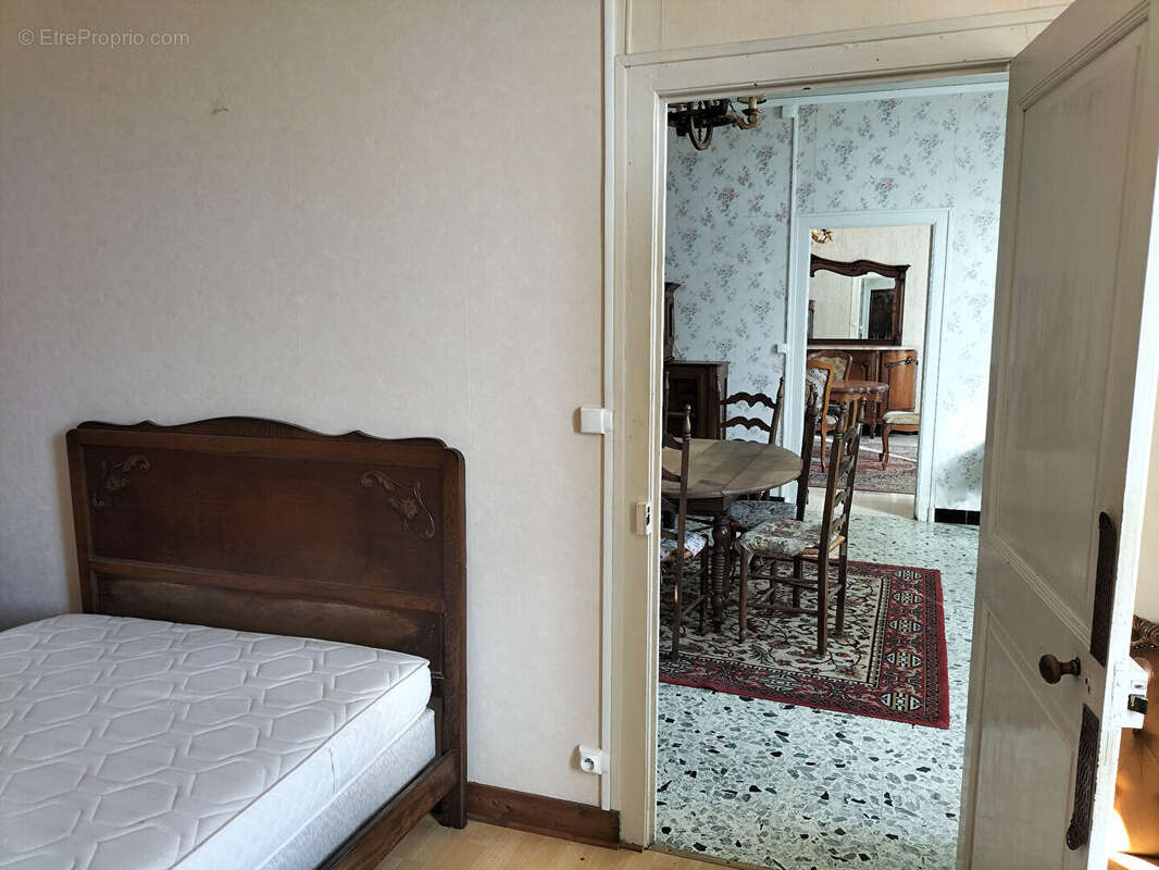 Maison à TONNAY-CHARENTE