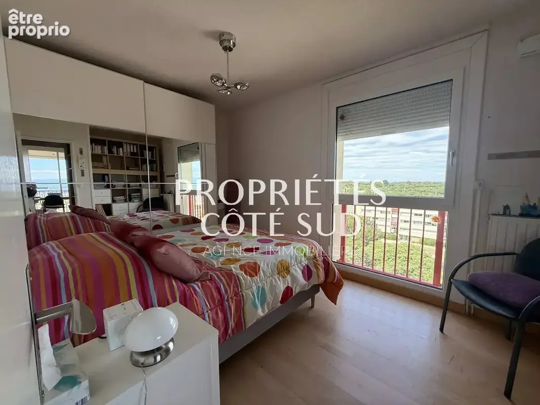 Appartement 76 m2 dernier étage avec vue - photo 8