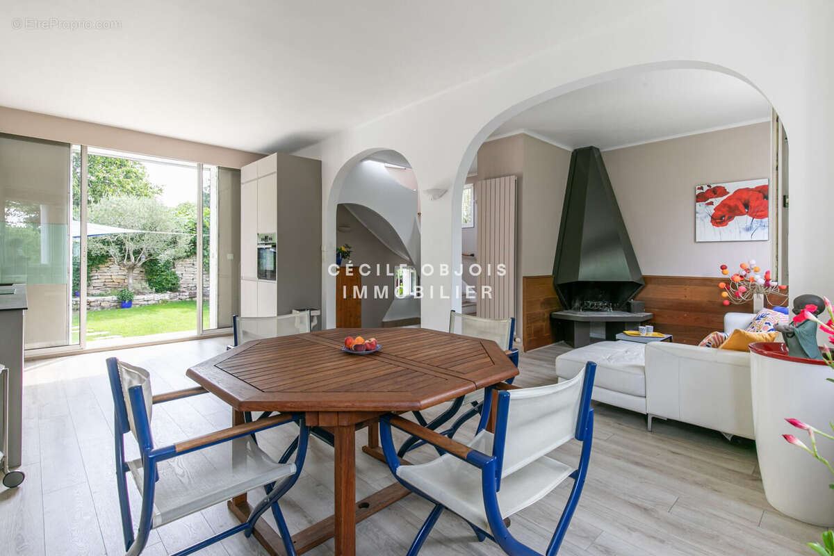 Maison 114 m² à Joinville-Le-Pont  - photo 4