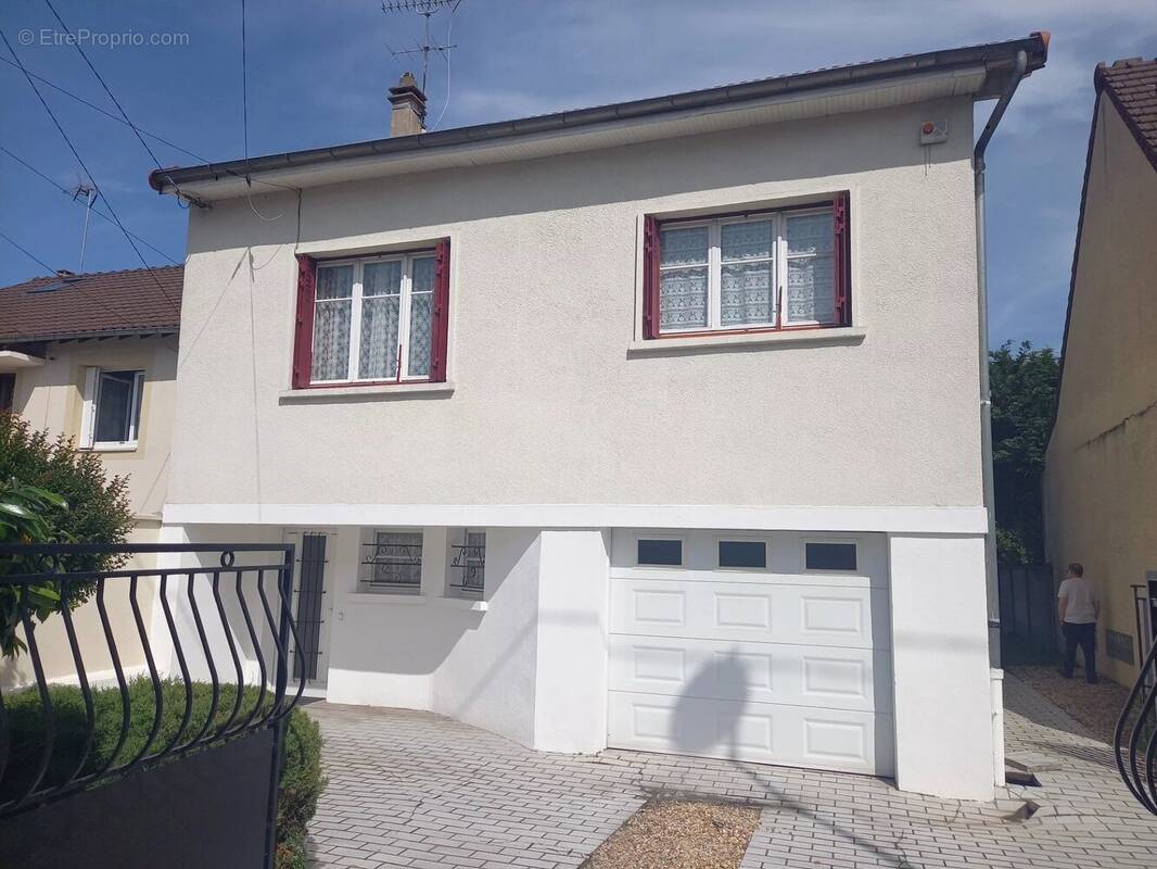 Maison à AULNAY-SOUS-BOIS