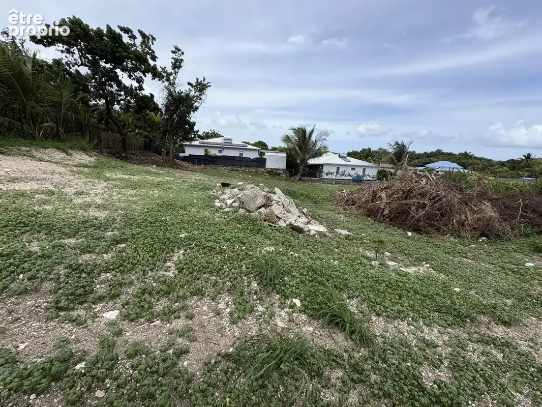 Beau terrain plat de 2000m2 a st-francois - photo 3
