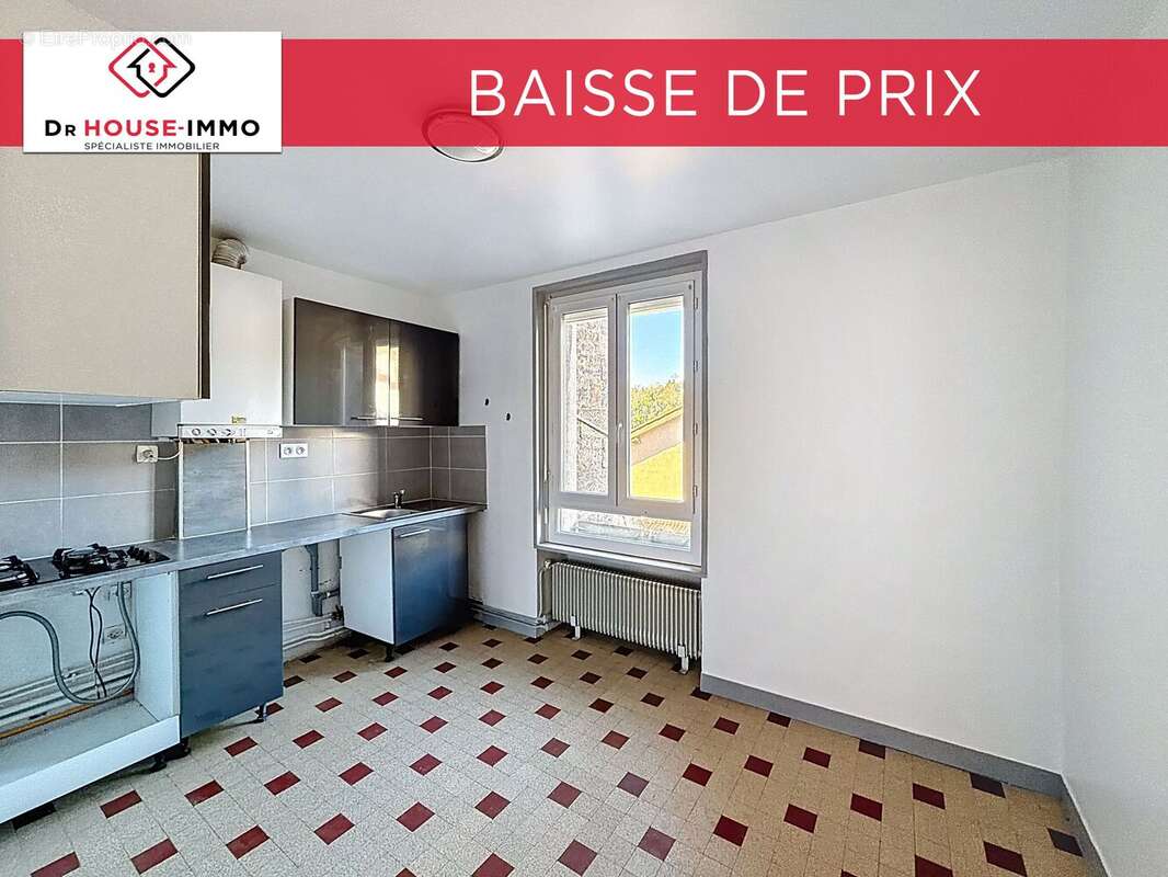 Appartement à LE CHAMBON-FEUGEROLLES