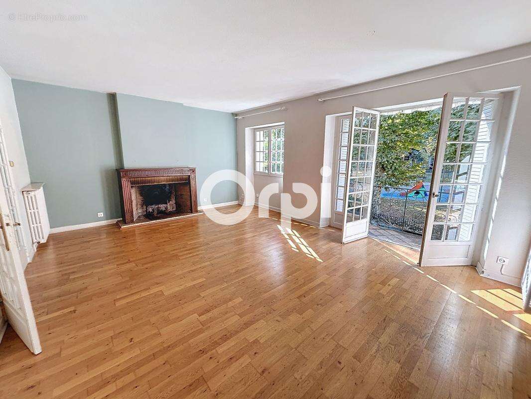 Maison à BRIVE-LA-GAILLARDE