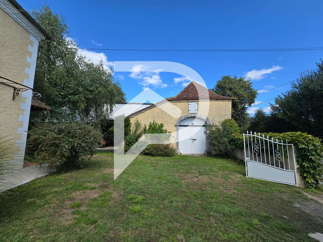 Maison à HAGETAUBIN