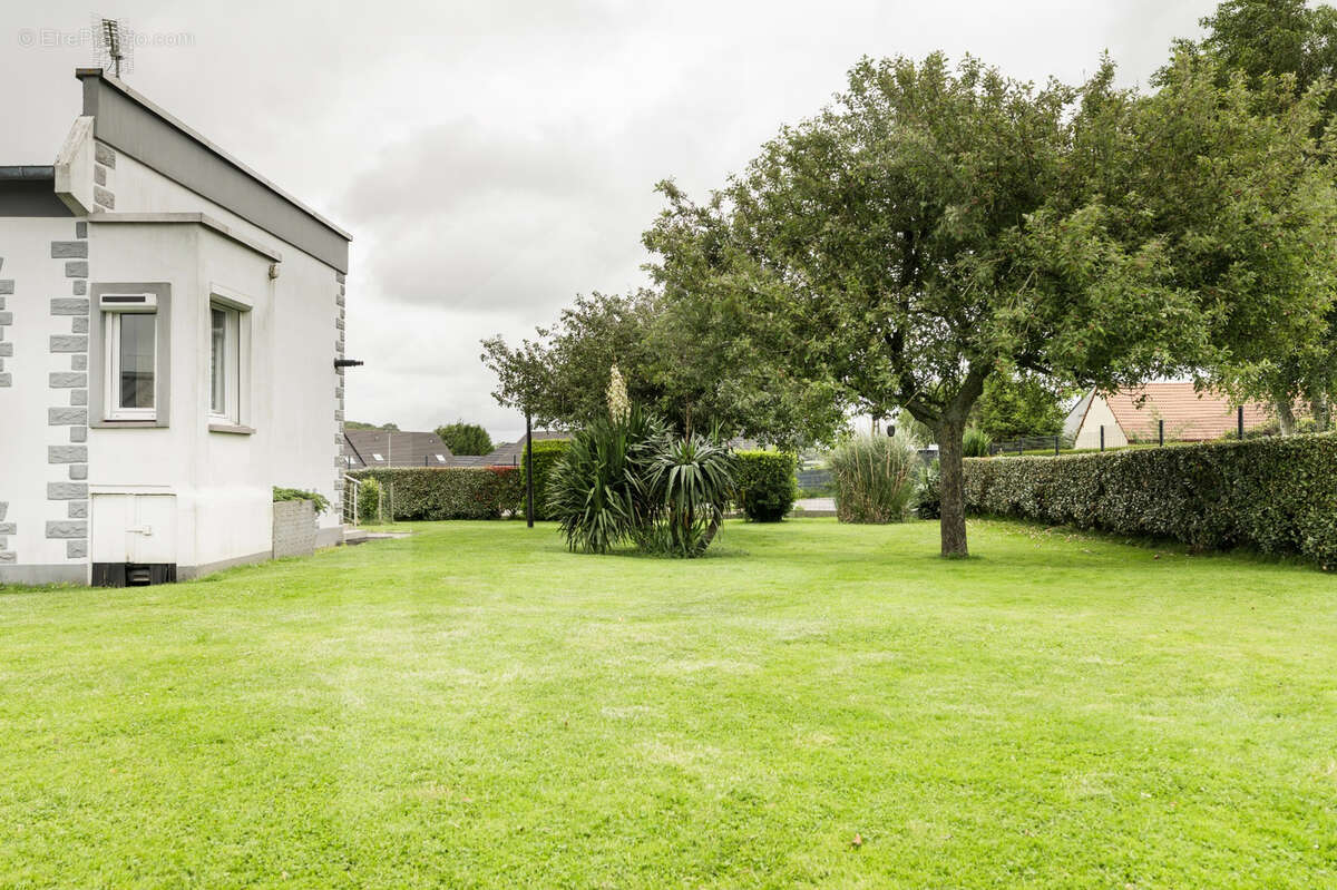 Maison à SAINT-SAUVEUR-D'EMALLEVILLE