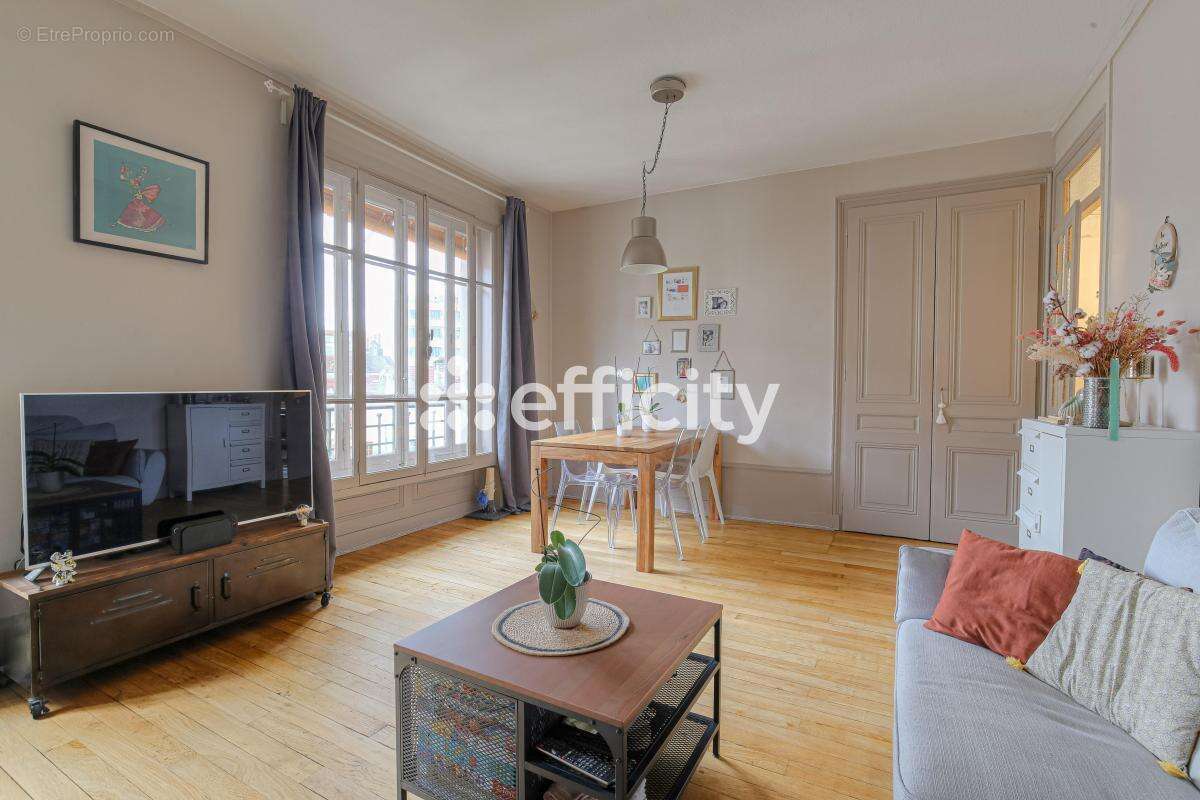 Appartement à LYON-4E