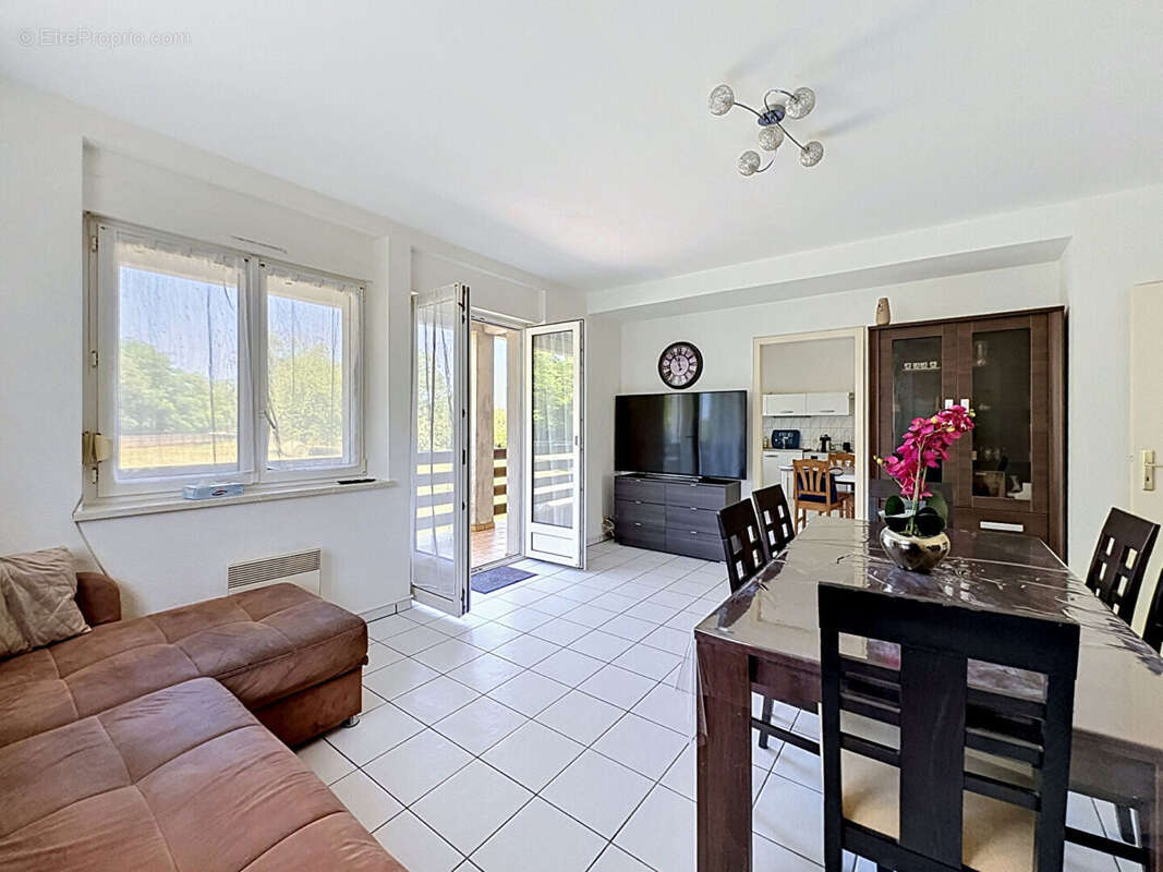 Appartement F4 avec terrasse, jardin, garage et parking à Marmoutier - photo 5
