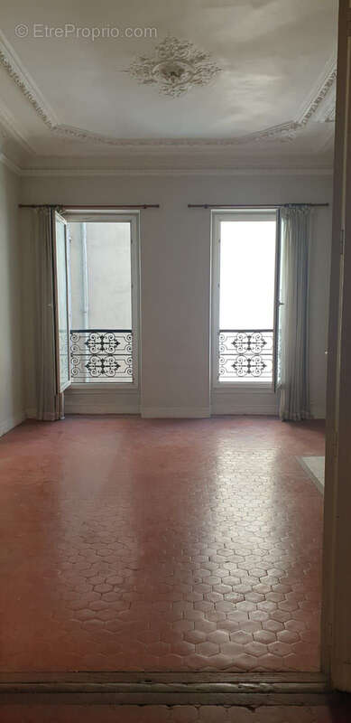 Appartement à MARSEILLE-6E