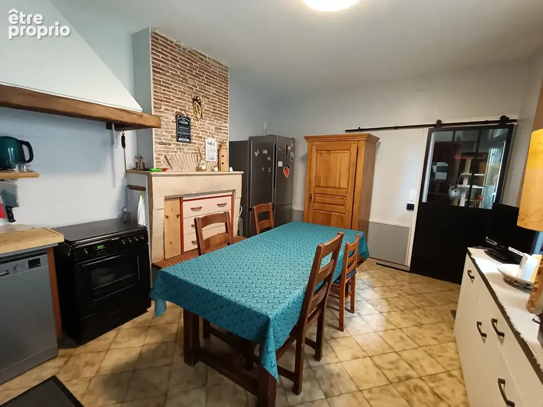 Maison Tonnay Charente 8 pièce(s) 157.92 m2 - photo 3