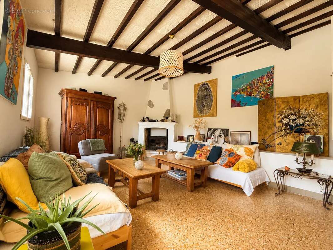 Maison à LA GARDE-FREINET