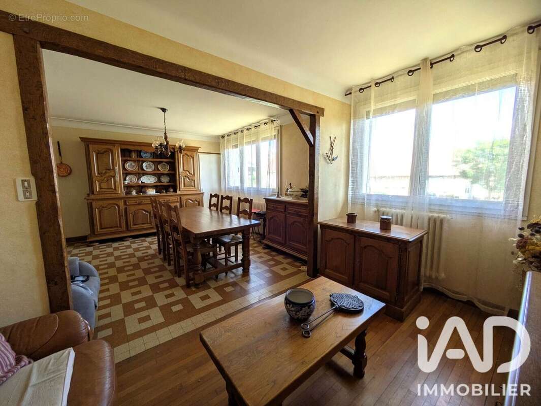 Photo 4 - Maison à NOIDANT-CHATENOY