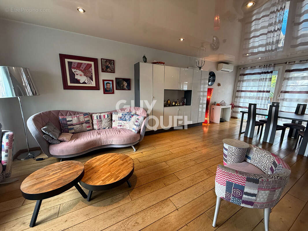 Maison - 6 pièces avec piscine , A vendre à Perpignan (66000) , Quartier Las Cobas - photo 2