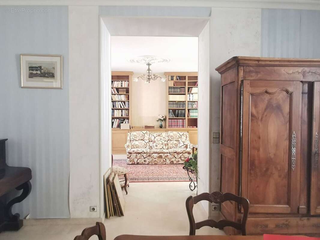 Maison à DANGE-SAINT-ROMAIN