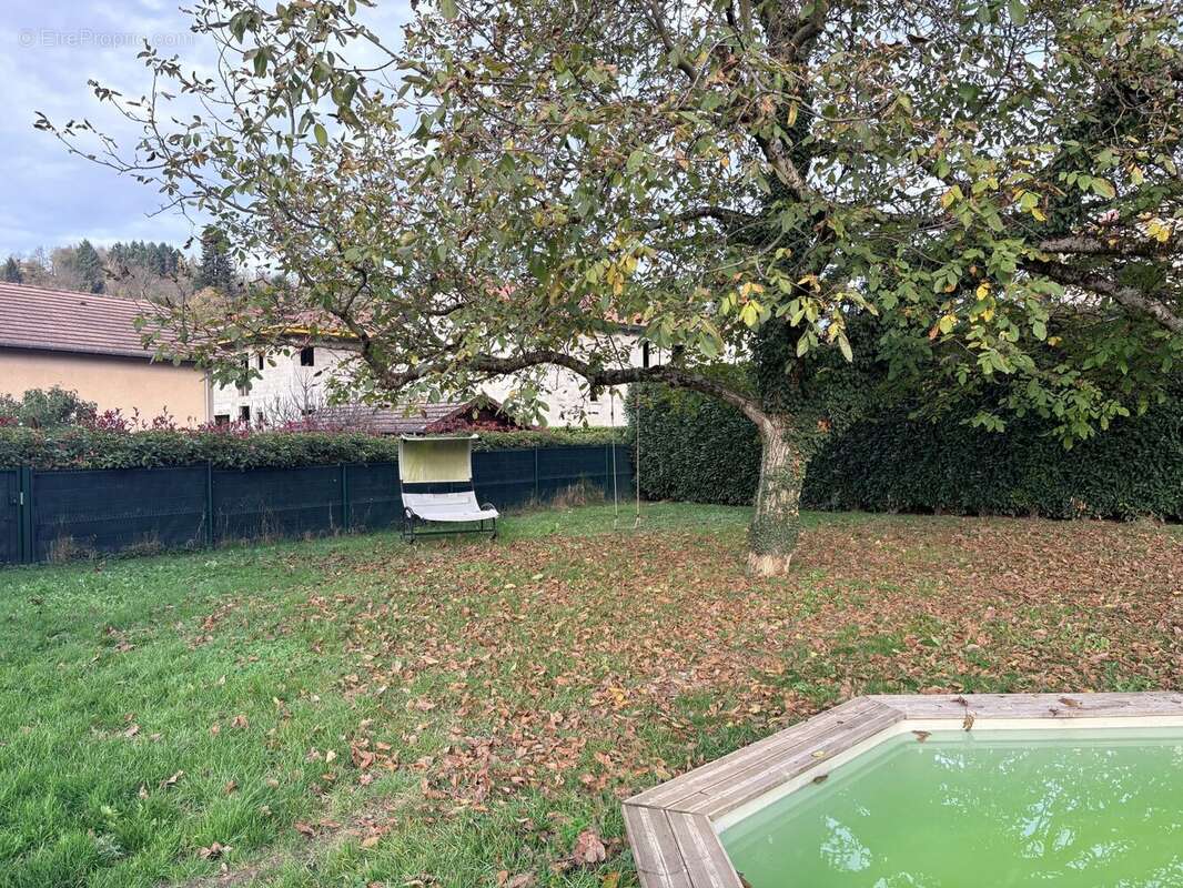 Maison à LA TOUR-DU-PIN