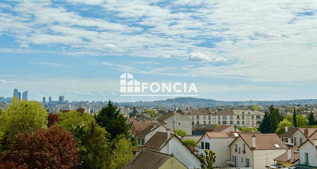 Appartement à HOUILLES