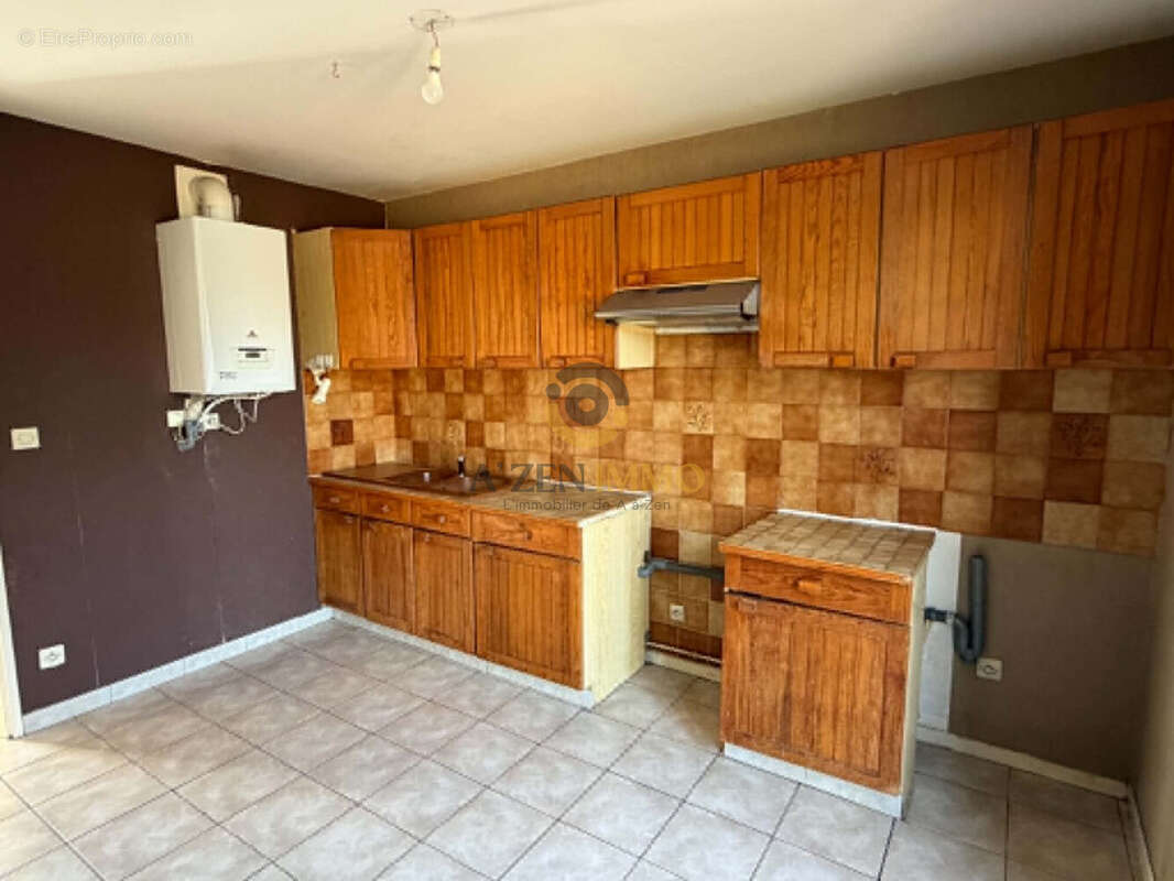 Maison 92 m² à Parthenay  - photo 3