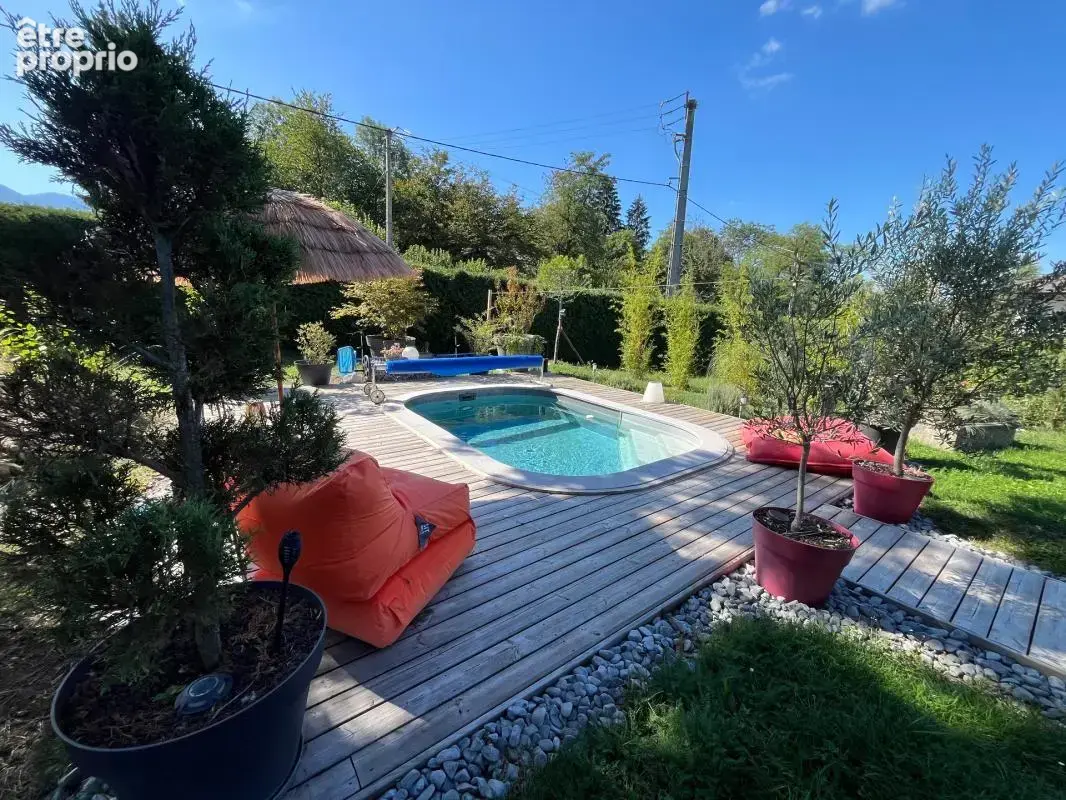 Maison individuelle rénovée avec piscine sur la commune de Perrignier - photo 3