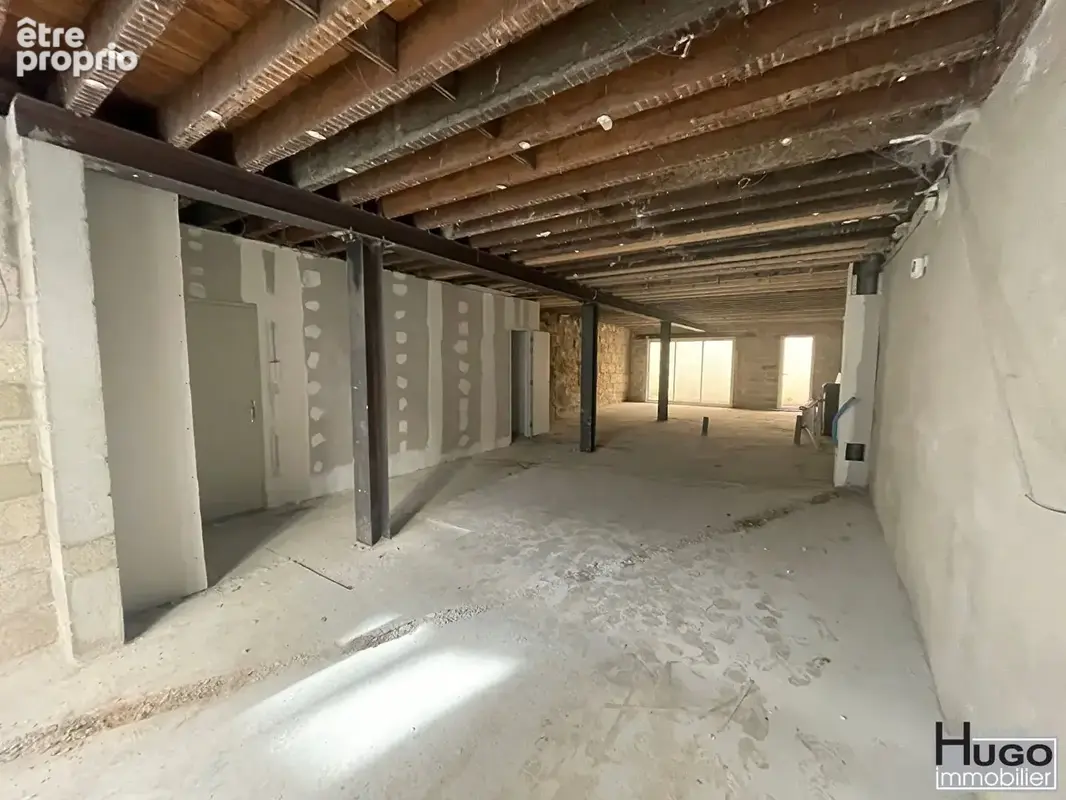 Bordeaux- chartrons- pl picard- 2 lots de 93m² + cour de 13m² a destination commerciale ! - photo 5