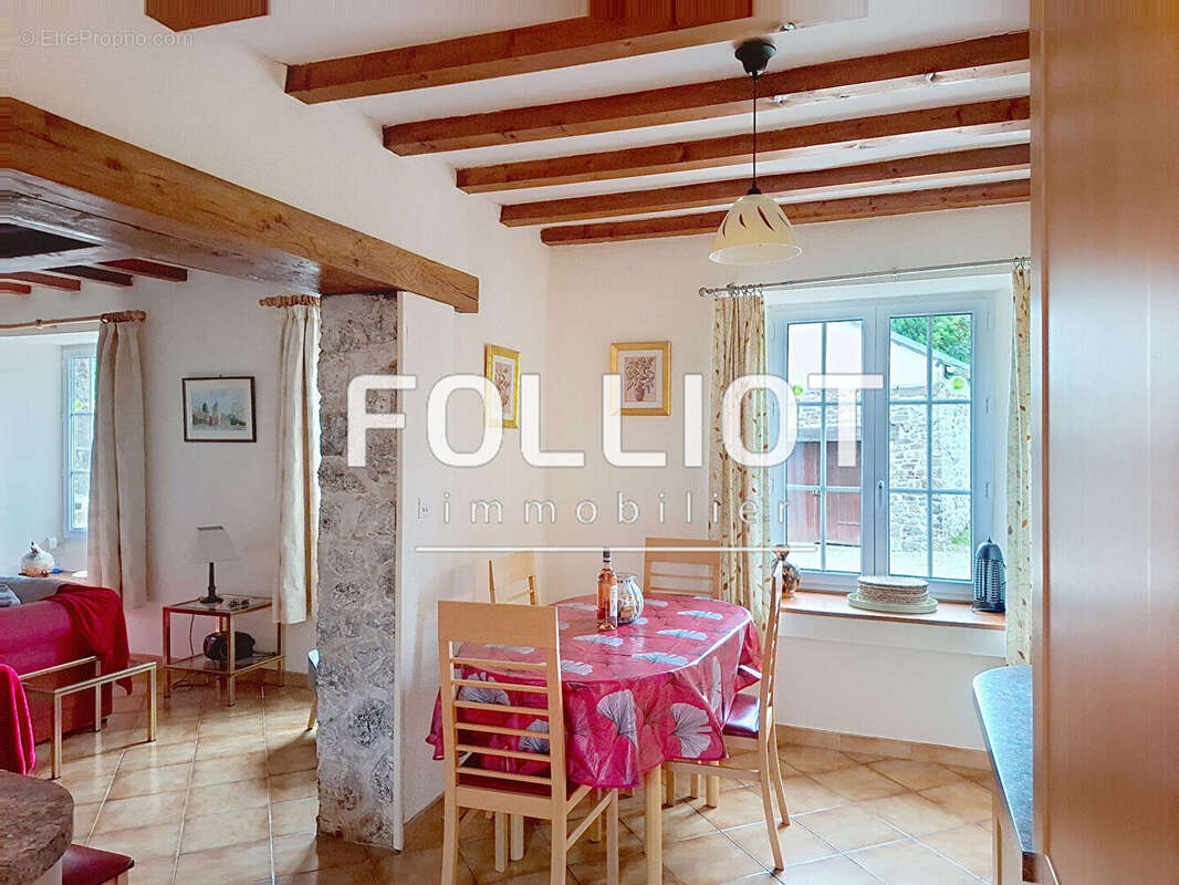 Maison à NEUFMESNIL