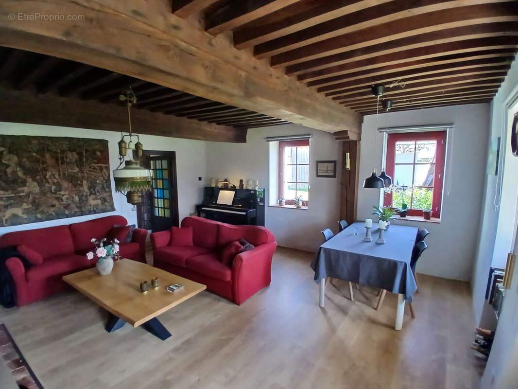 En exclusivité, un ensemble de deux maisons, une habitable de suite et l'autre à améliorer, jardin avec belle - photo 8