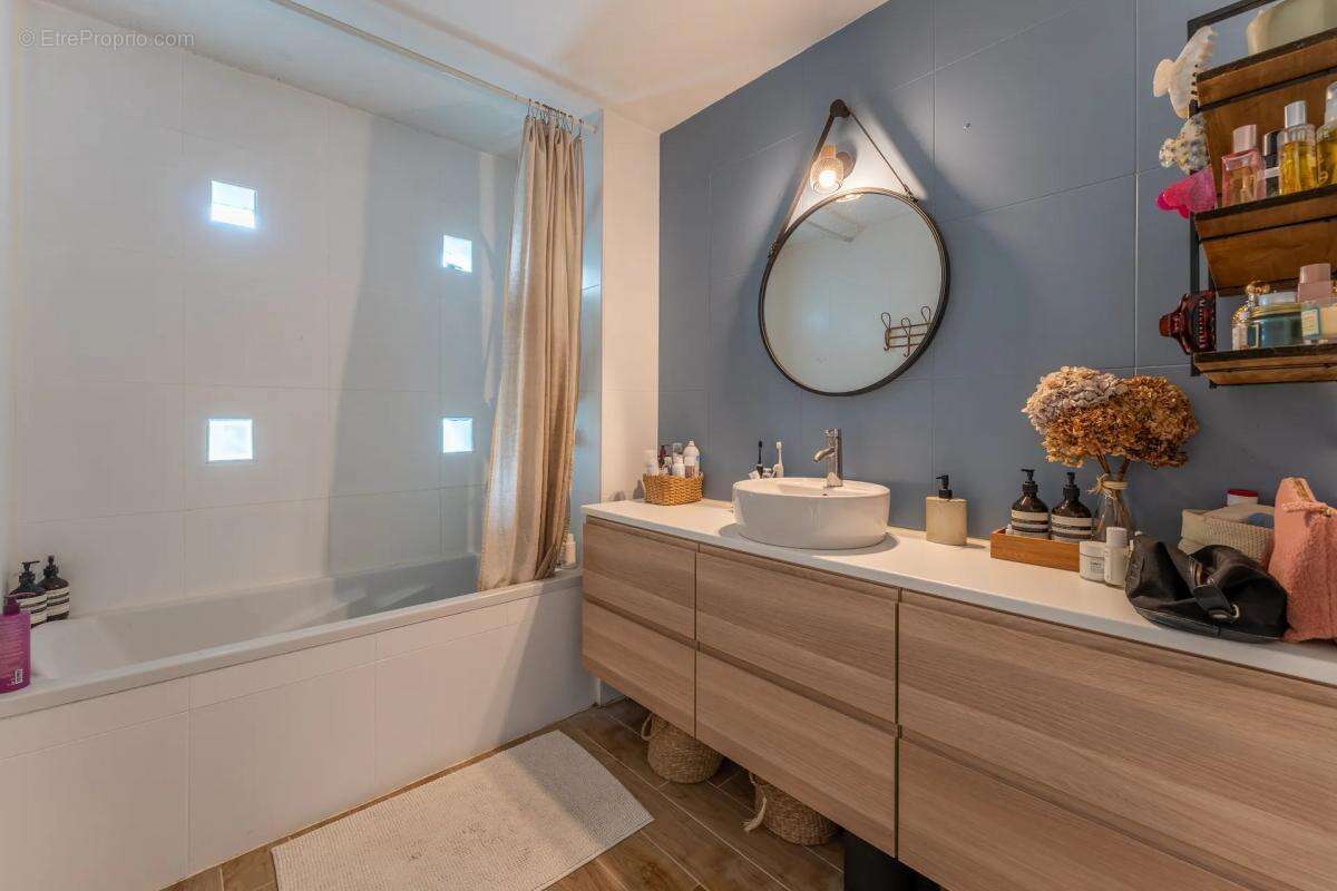 Appartement à LE BOUSCAT