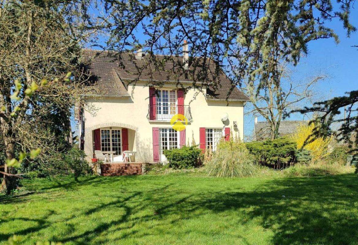 Maison à BAUGY