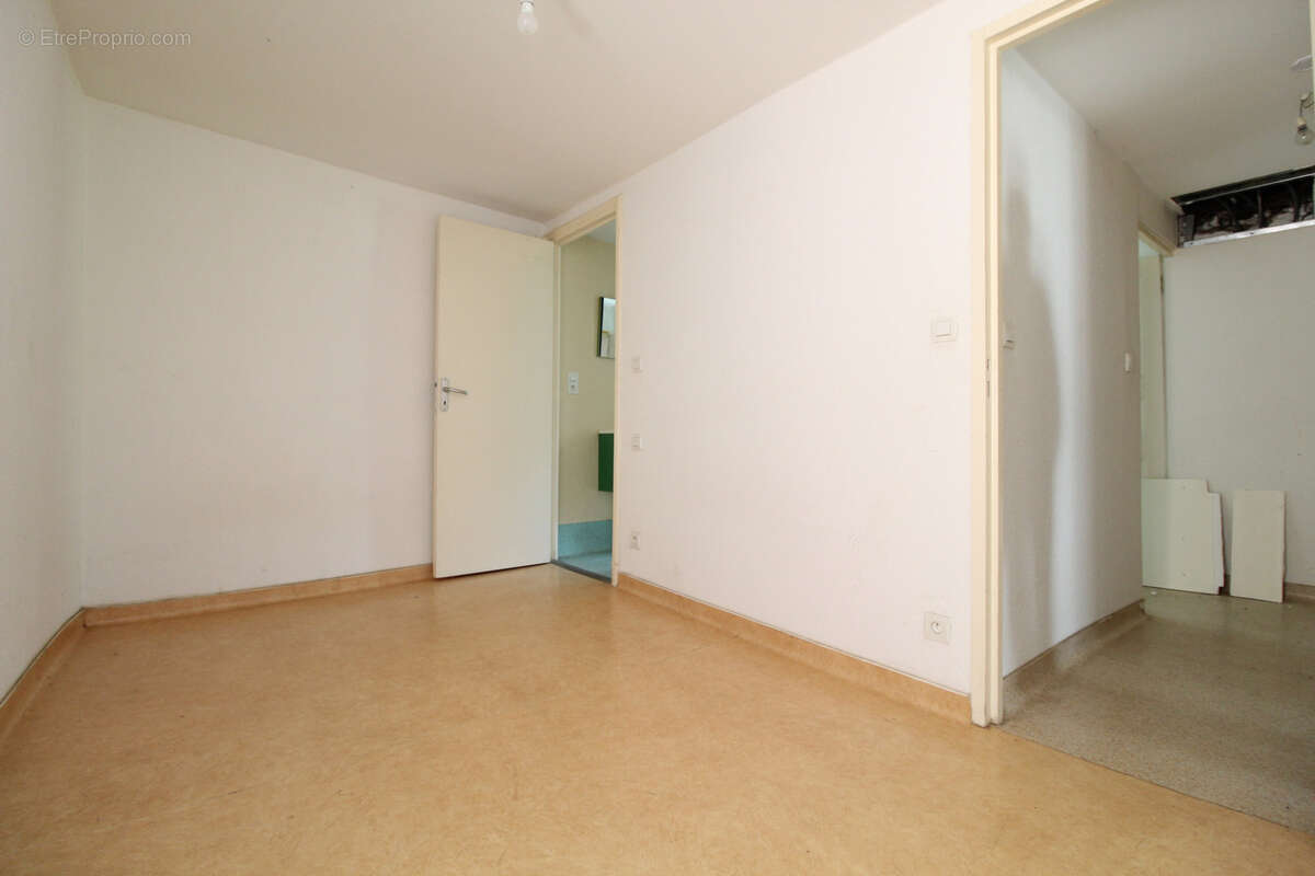 Maison à SAINT-SERNIN-SUR-RANCE