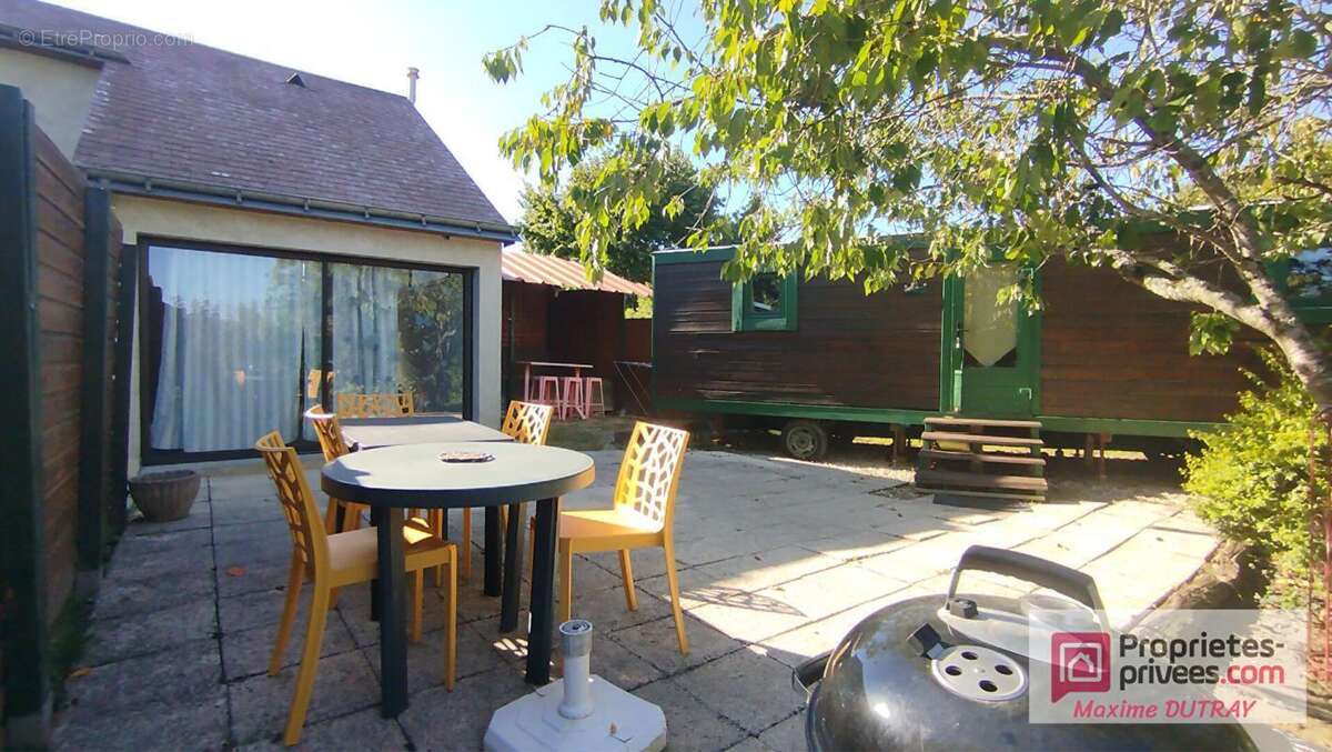 Maison à CHATEAU-RENAULT