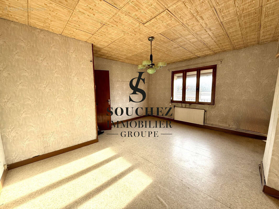 Maison à MONTIGNY-EN-GOHELLE