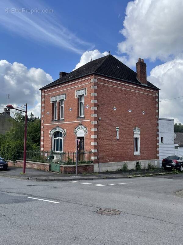 Maison à HIRSON