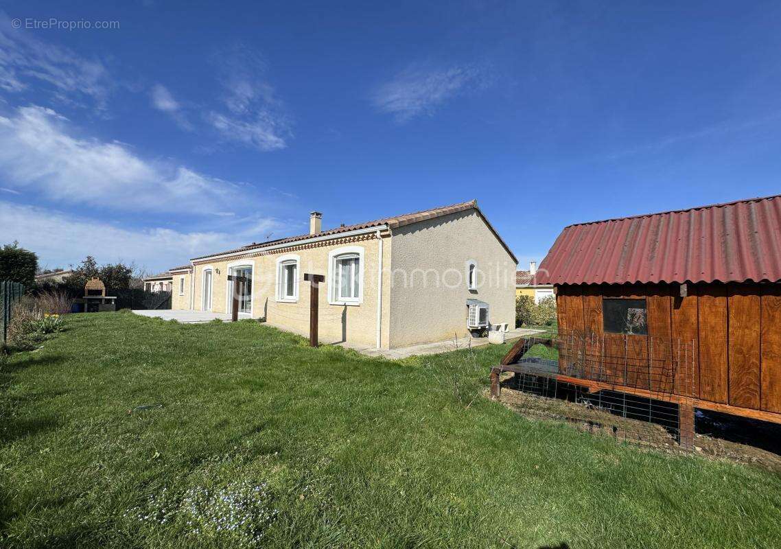 Maison à LABRUGUIERE