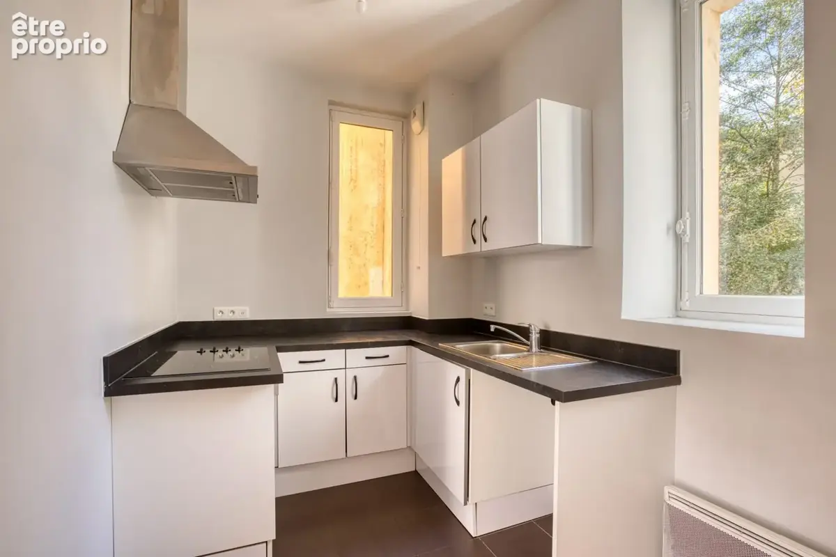 Appartement 3 pièces 50 m² à vendre à Versailles (78000) - photo 2