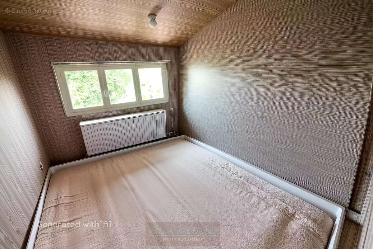 Maison à BELLEGARDE