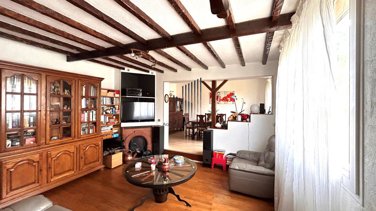 Appartement à RUEIL-MALMAISON