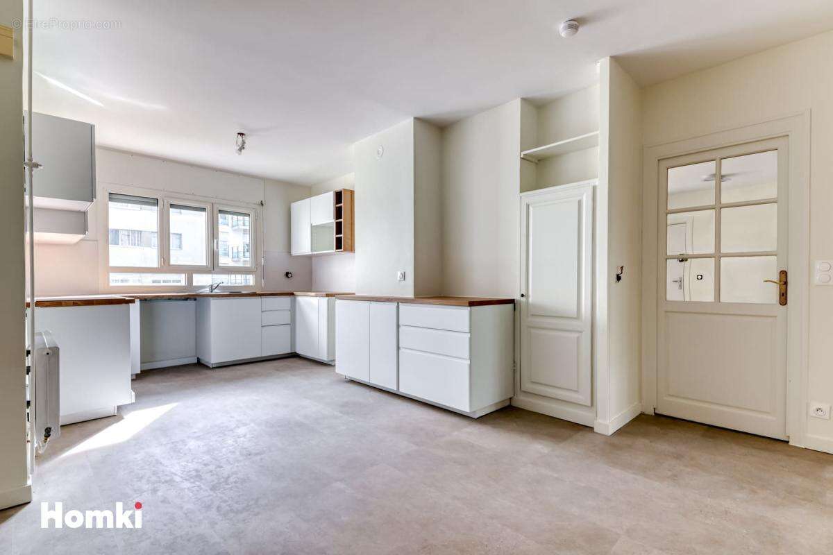 À vendre – spacieux t4 de 101 m² avec balcon – lyon 3 - photo 5
