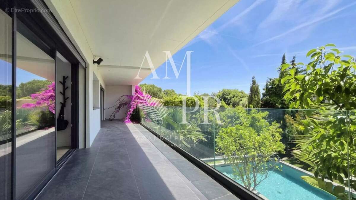 Maison à CANNES