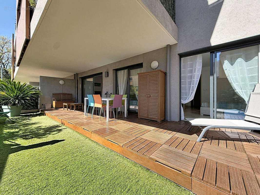 Appartement à CARQUEIRANNE