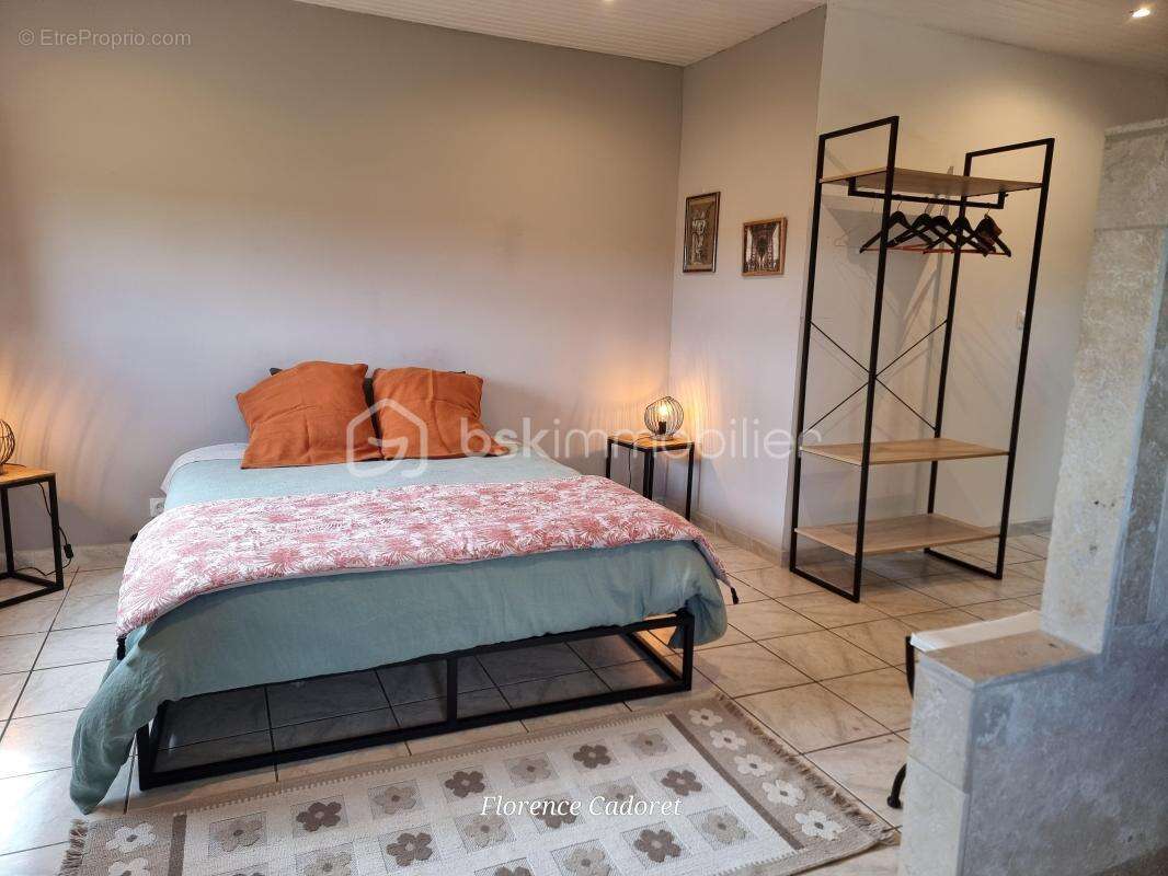 Maison à SAINT-QUENTIN-LA-POTERIE